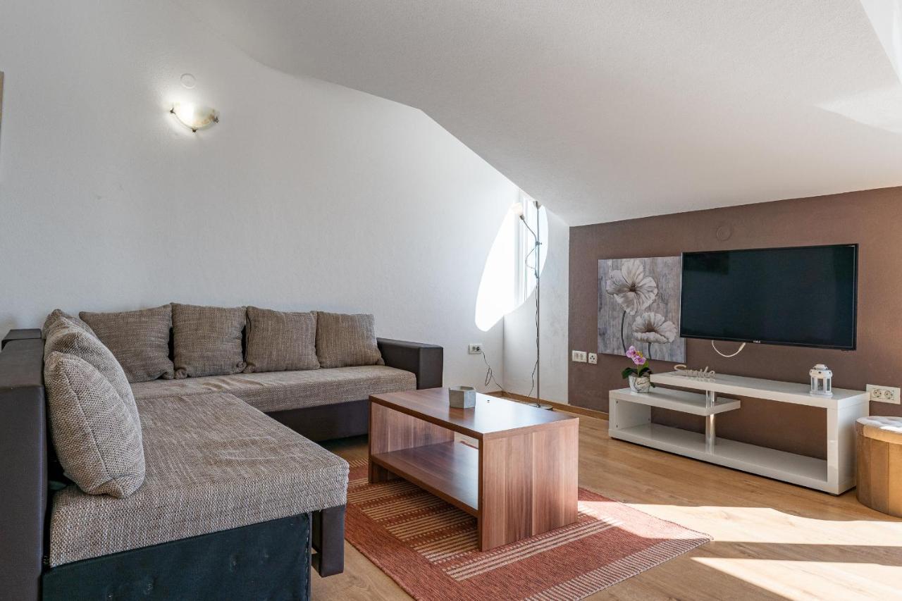 Villa Mirela Петрчане Екстер'єр фото