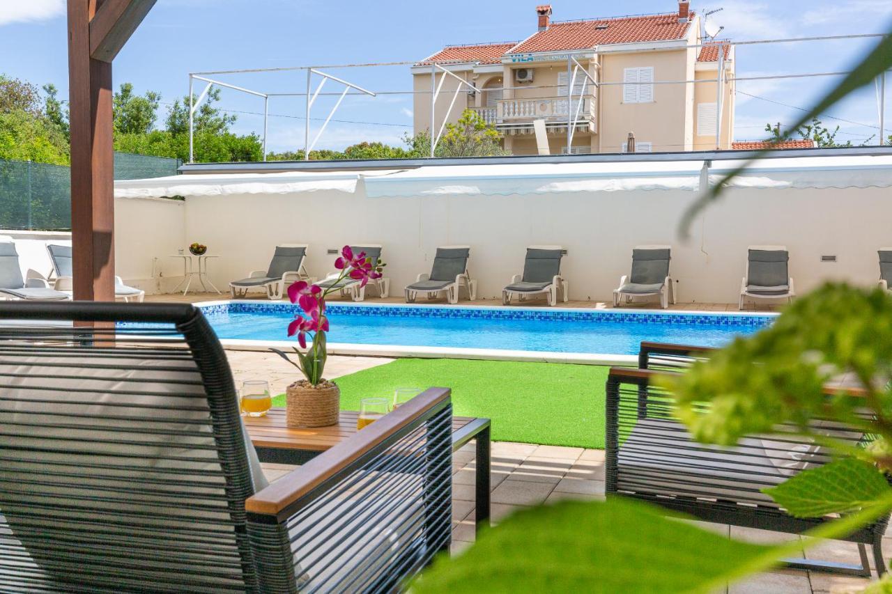 Villa Mirela Петрчане Екстер'єр фото