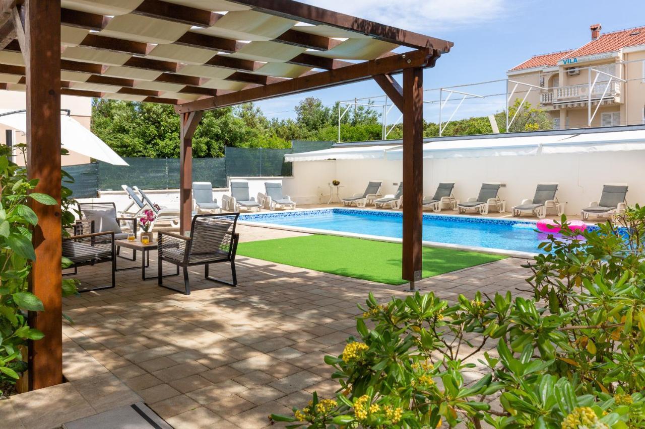 Villa Mirela Петрчане Екстер'єр фото